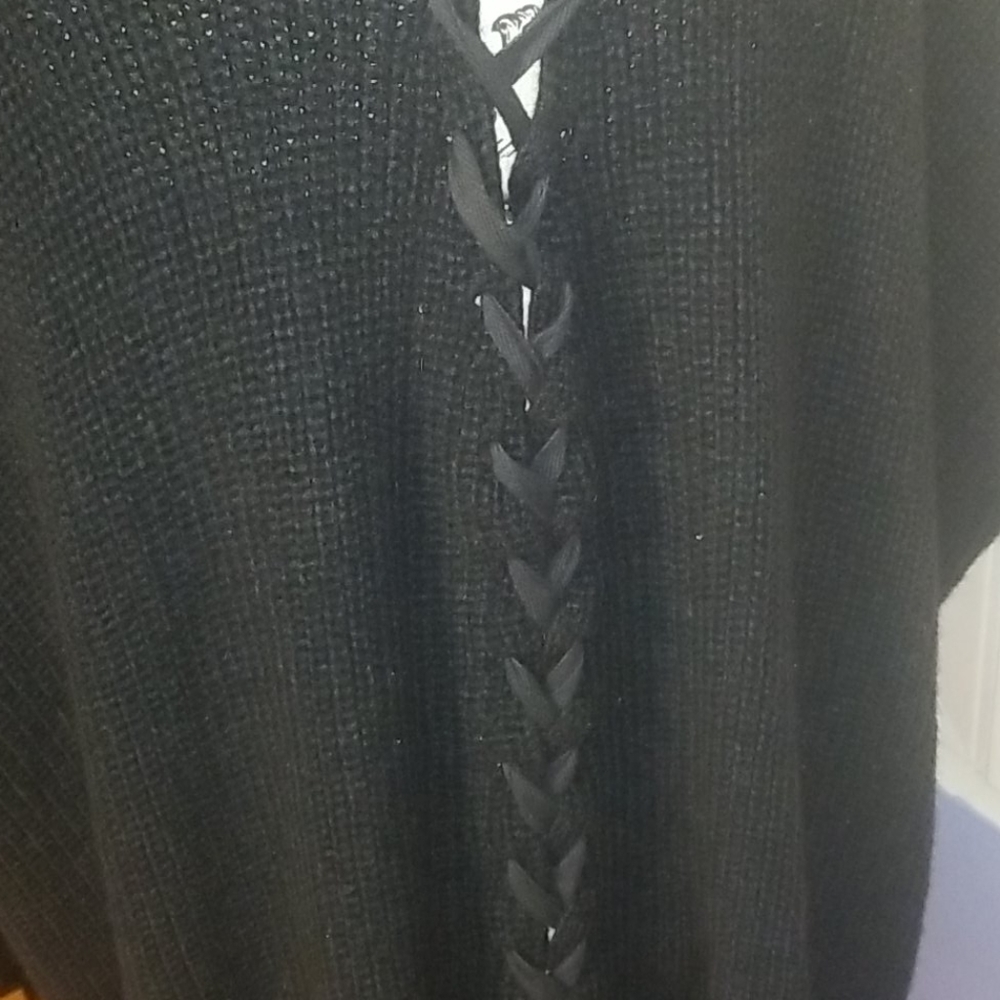 Cardigan - Picture 11 of 12